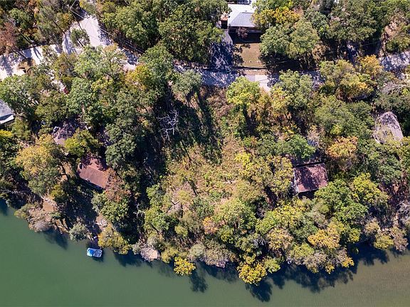3rd image of 26 S Lake Dr E