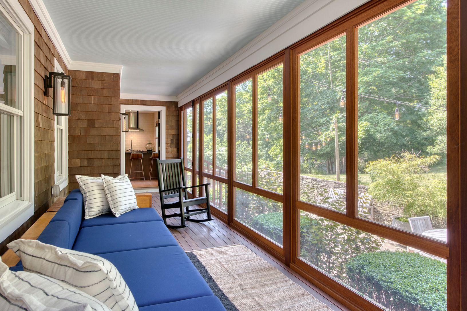  Rearward Screened in Porch 