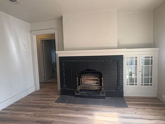 5th image of 1141 NW 43rd St
