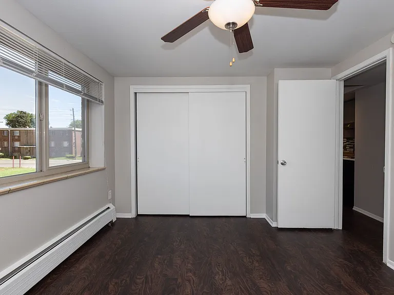 Dexter Street Apartments — Photo 38