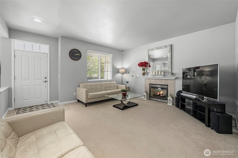 5th image of 16901 Woodside Drive SE