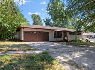 414 N Monroe Ave, Pierre, SD 57501