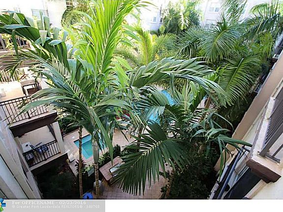 2nd image of 533 NE 3rd Ave APT 445