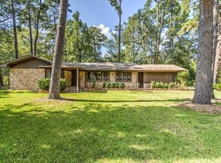 1504 N Broadmoor Dr, Lufkin, TX 75904