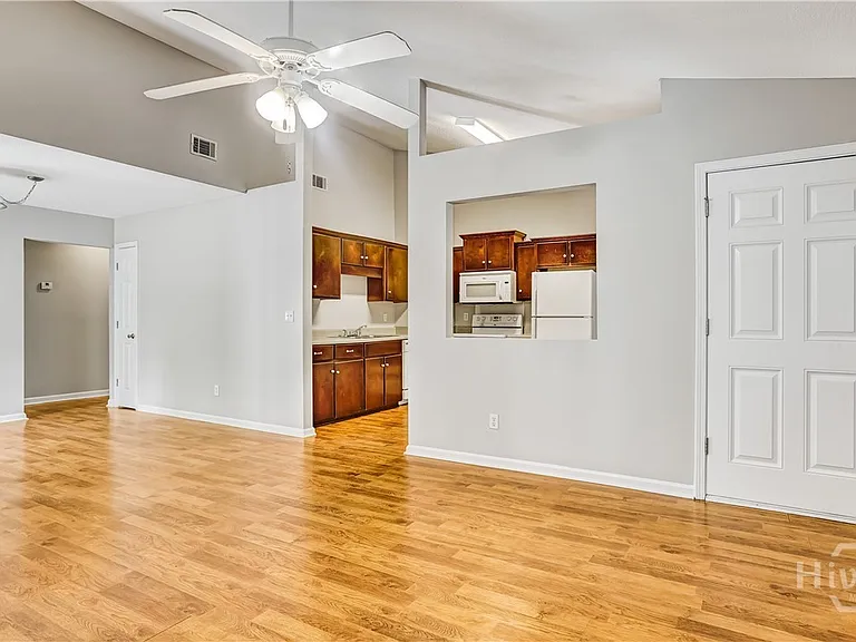 109 Mikell St — Photo 3