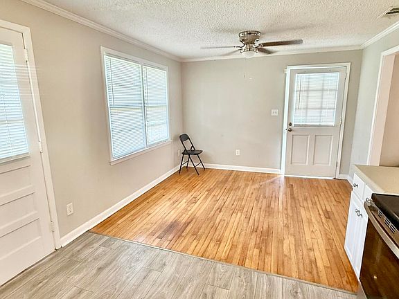 4th image of 608 Linwood Dr