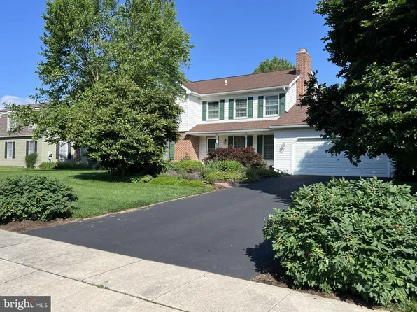 7450 Valley View Ln, Reading, PA 19606