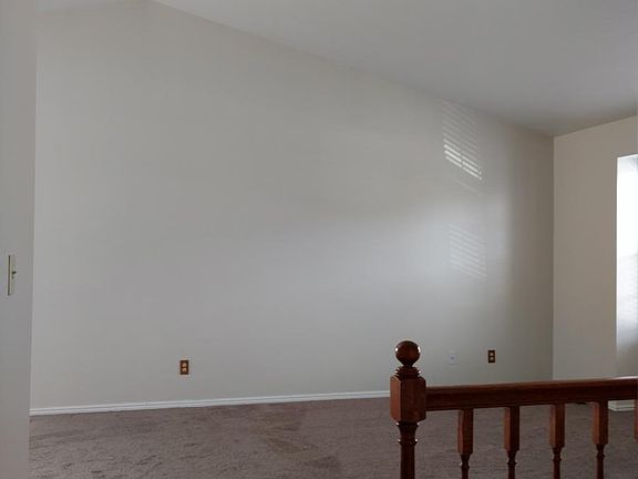 Main floor living with vaulted ceiling