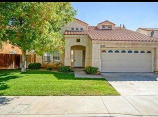 2142 Mark Ave, Palmdale, CA 93550