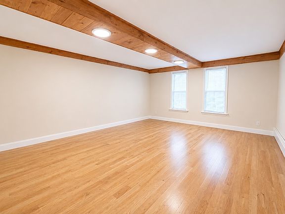 2nd image of 209 Wheeler St #1