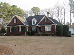 121 Maplewood Dr, Griffin, GA 30224