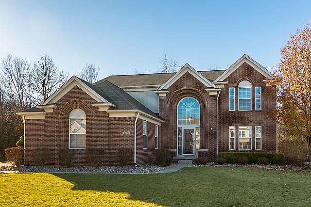 1st image of 8271 Thornhill Dr