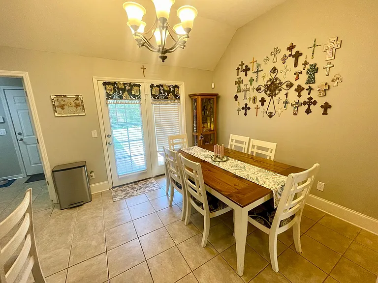 117 Kenzie Dr — Photo 12