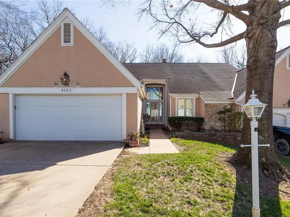 9763 W 121st St, Overland Park, KS 66213