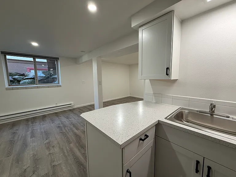 4207 Phinney Ave N #B — Photo 13