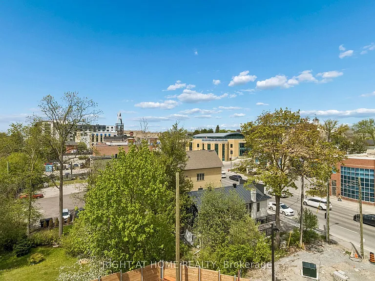 15100 Yonge St #206 — Photo 46