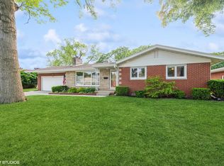 2203 Linden Dr, Valparaiso, IN 46383