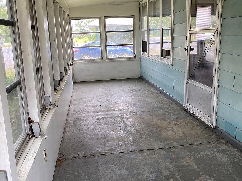 1st image of 14129/14135 Union Street Ext