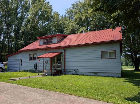 110 Belle Terre Dr, Washington, IN 47501