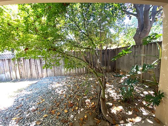 5th image of 191 New River Dr