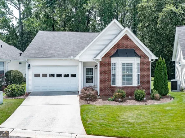 310 Singing Brook Ln, McDonough, GA 30253