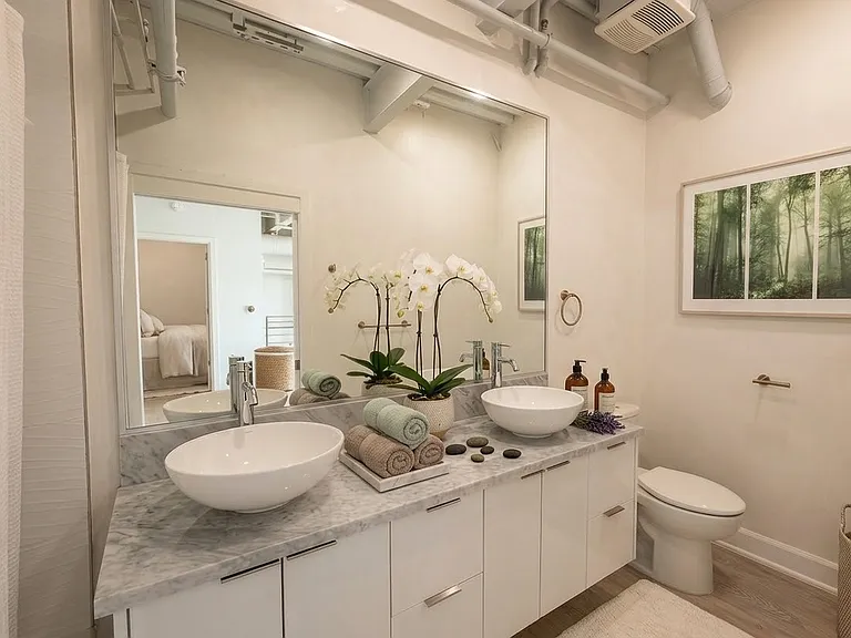 HWH Luxury Living — Photo 39