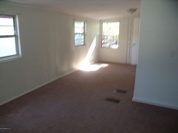 3rd image of 4324 Detaille Dr