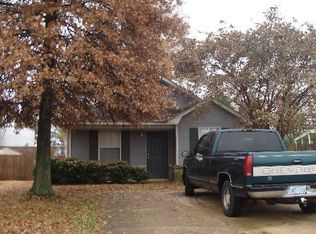 567 Shady Grv E, Hernando, MS 38632