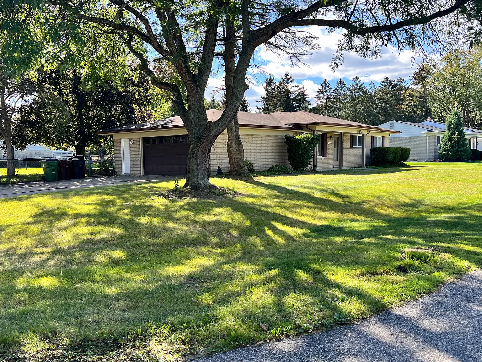 5280 Kemo Dr photo 1