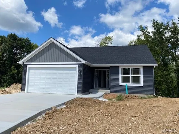 1801 Homewood Dr, Moscow Mills, MO 63362