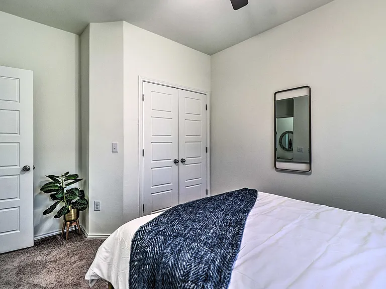 140 Oakhill Dr — Photo 12
