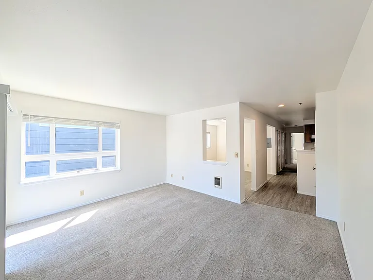 5261 Brooklyn Ave NE #202 — Photo 6