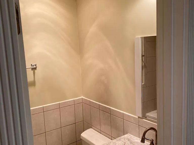 1242 Queen St NE #4 — Photo 26