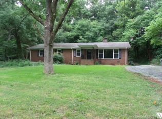 540 Carolyn Ln, Charlotte, NC 28213