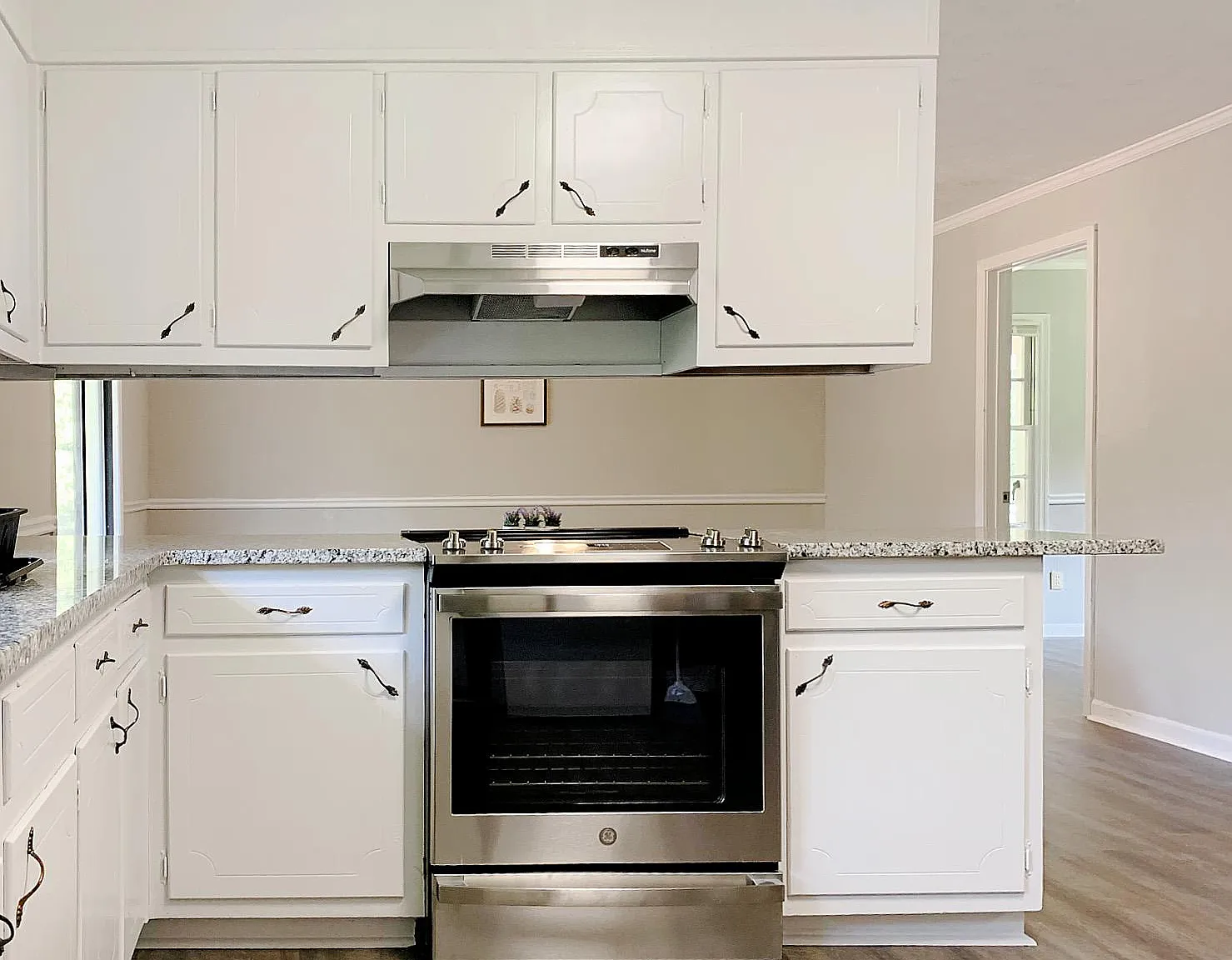 4 bed, 2.5 bath, 1900 sqft, $676 — Photo 4