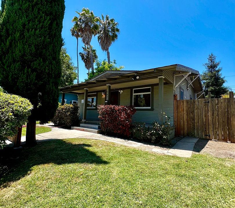 1st image of 1429 N Alvarado St