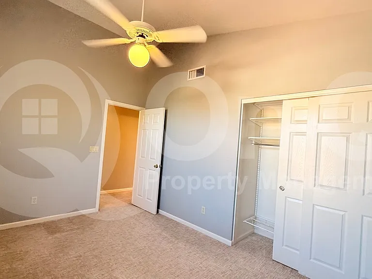 9405 E Presidio Rd — Photo 42