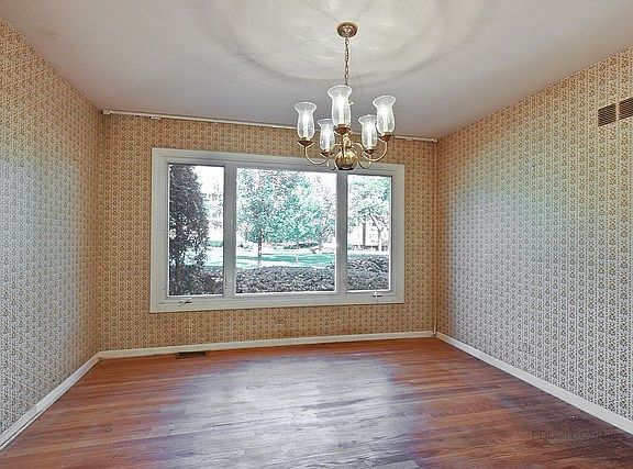 5th image of 2719 E Bel Aire Dr #0