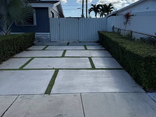 12620 SW 188th St, Miami, FL 33177