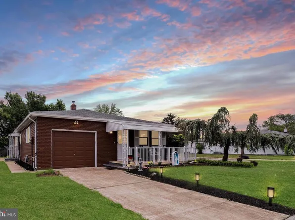 162 Harrington Dr N, Toms River, NJ 08757