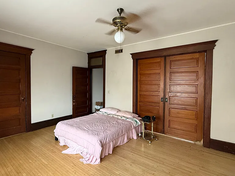 52 E Court St #3E — Photo 7