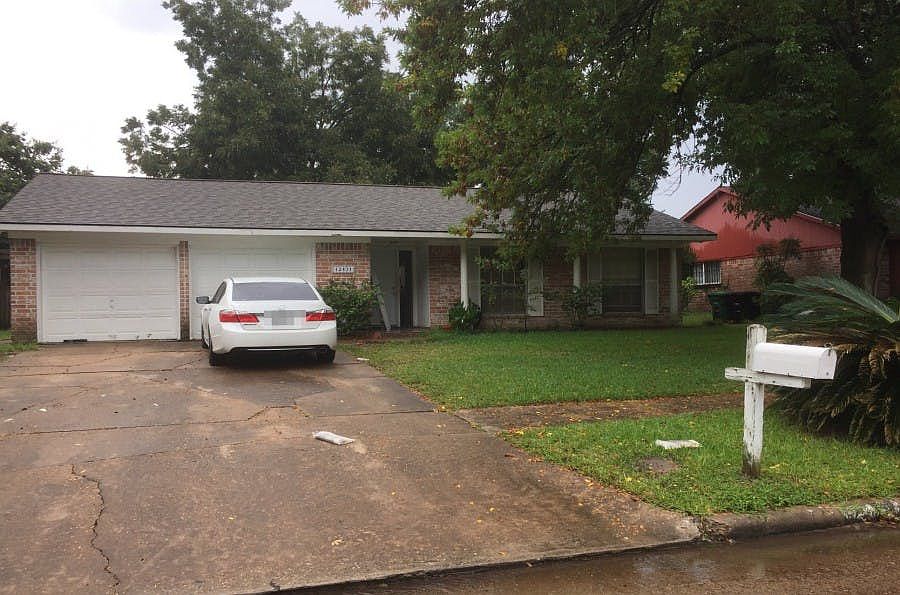 1st image of 12431 Bexley Dr