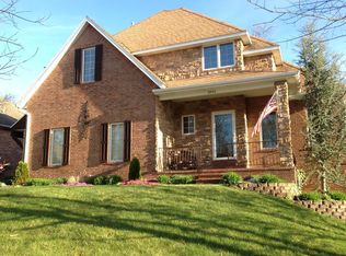 3951 E Stanford St, Springfield, MO 65809