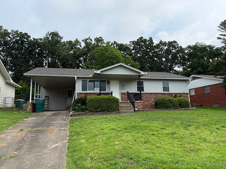 9906 Brooks Ln — Photo 1