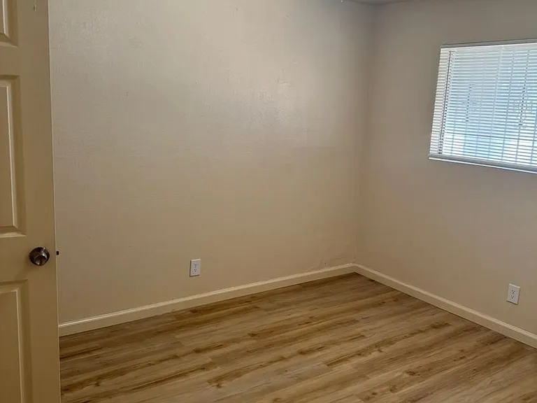 3530 E Iowa Ave — Photo 17