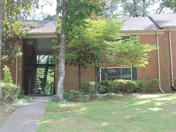 2nd image of 2072 Montreat Cir