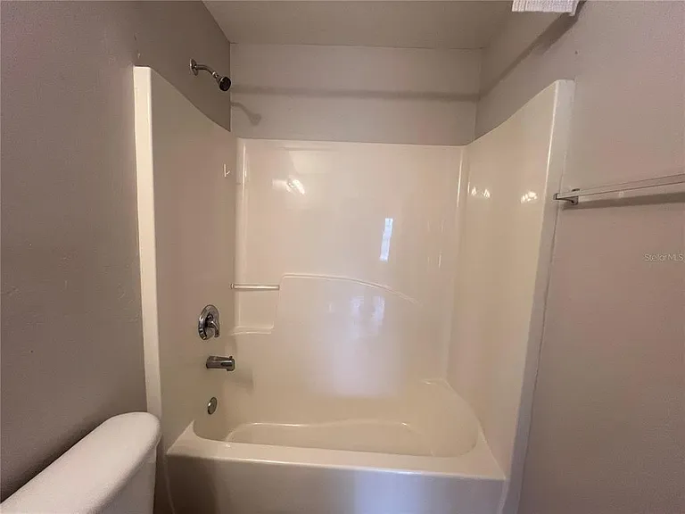 3228 Lucaya Ave — Photo 21
