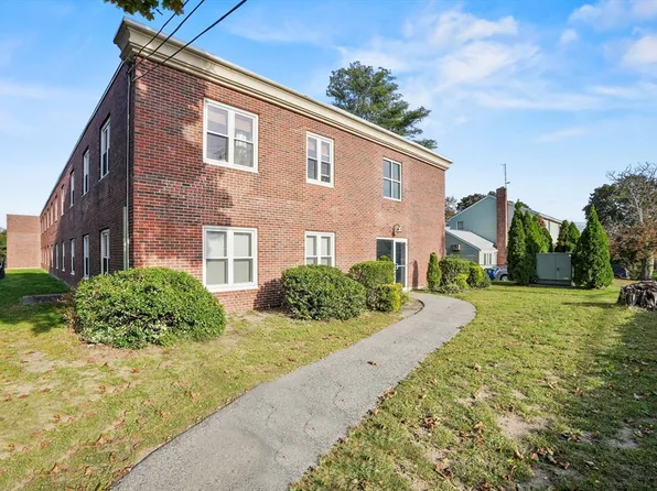 145 Hancock St #214, Braintree, MA 02184