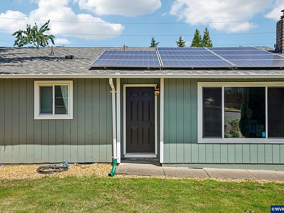 5th image of 819 Chehalis Pl N