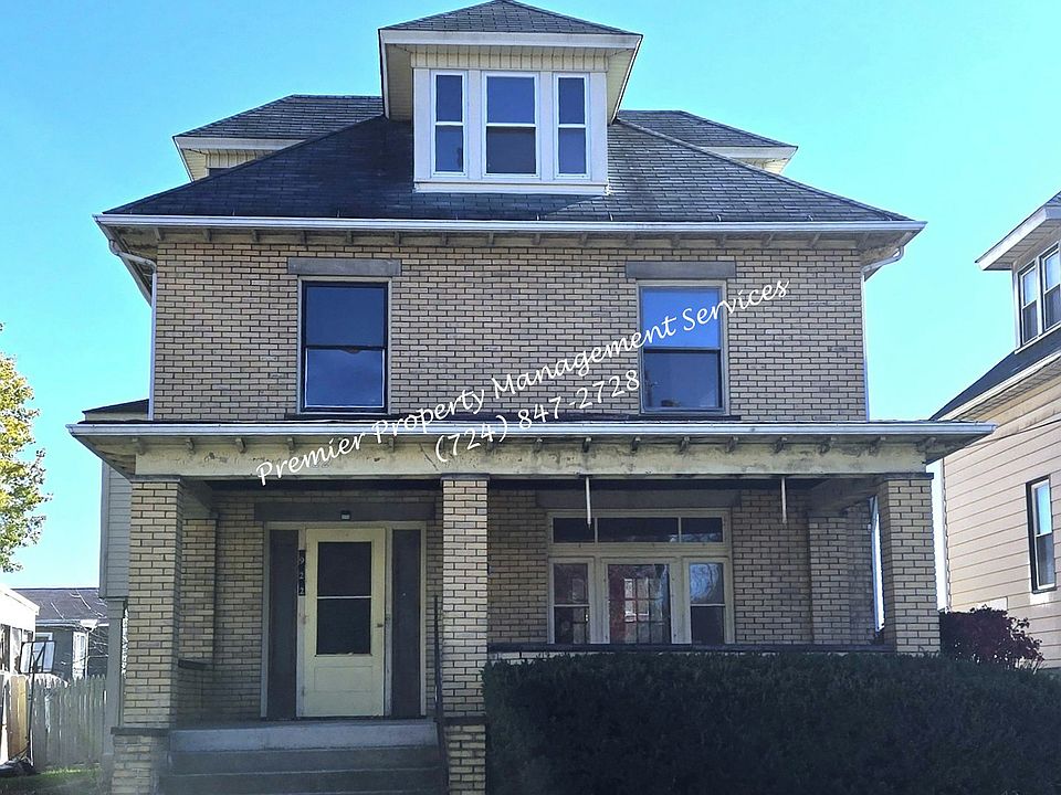 1st image of 922 Winslow Ave